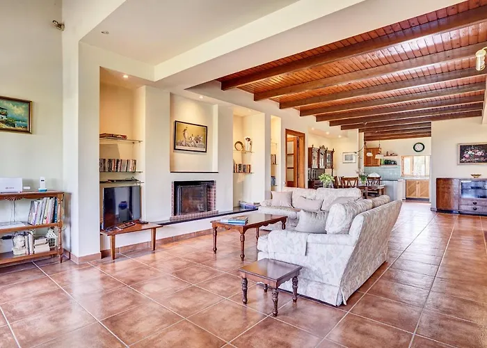 Eremia بيت للعطل