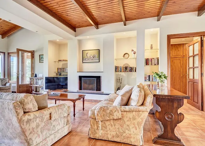 Eremia Tatil Evi Pastida