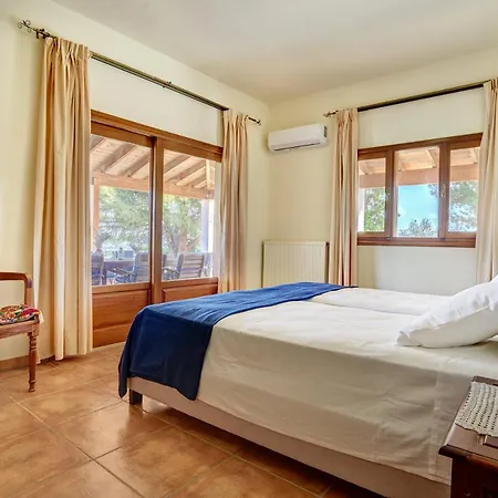 Eremia Holiday home