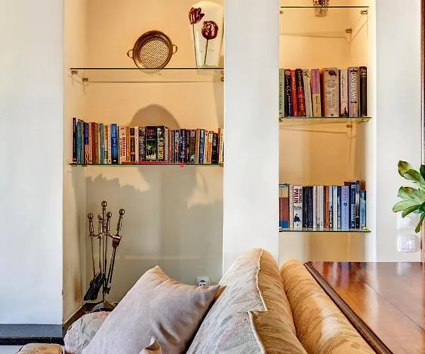 Eremia Hébergement de vacances Pastida